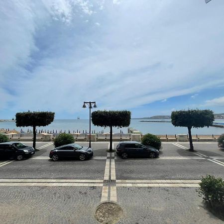 La Finestra Sul Mare B&B Crotone Exterior foto