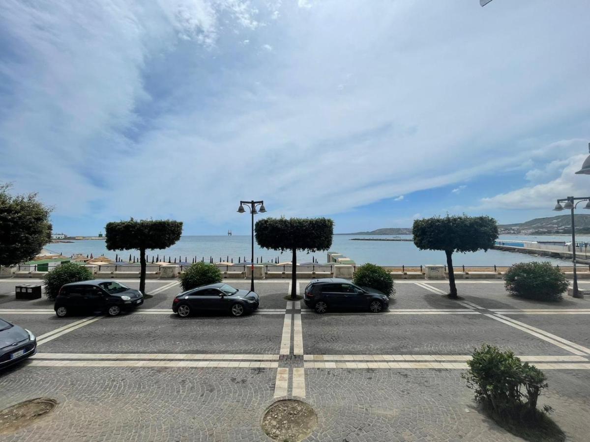 La Finestra Sul Mare B&B Crotone Exterior foto