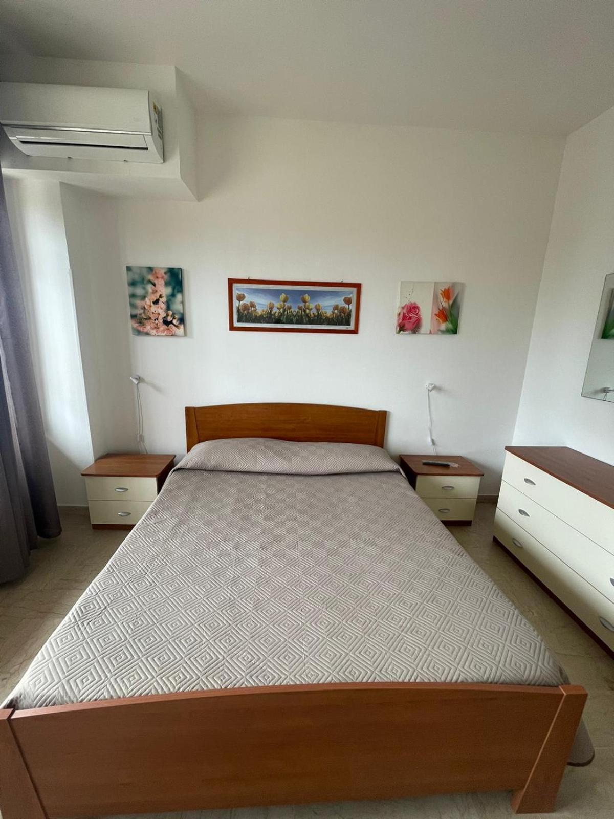 La Finestra Sul Mare B&B Crotone Exterior foto